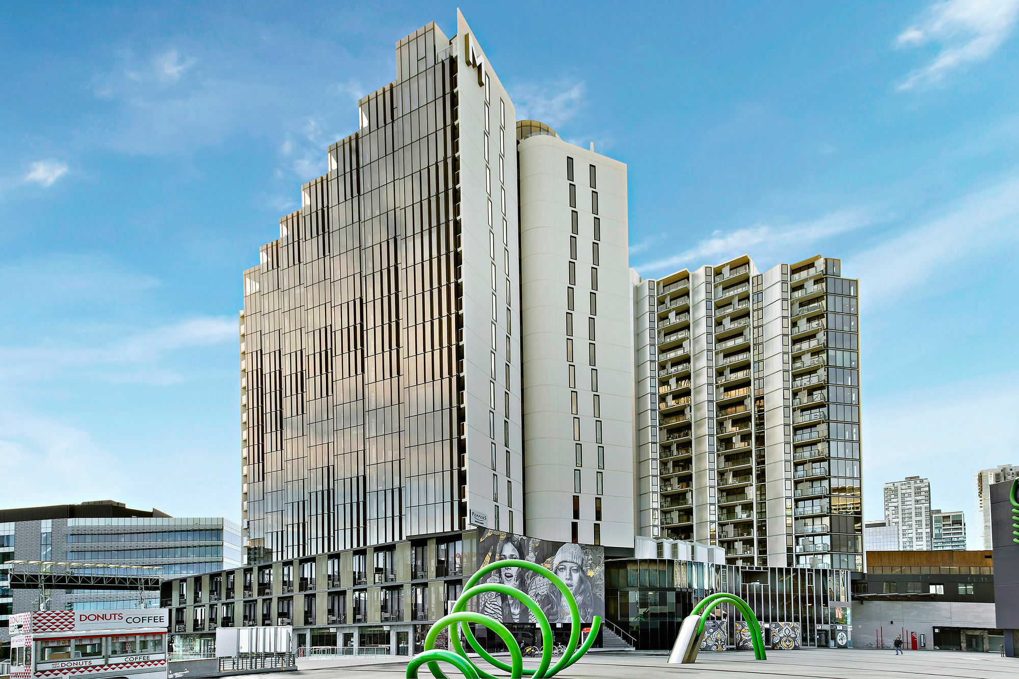 Peppers Docklands Hotel Melbourne Bagian luar foto The complex of the Olympic Village